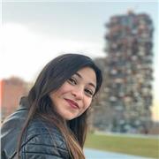 Docente laureanda in lingue straniere impartisce lezioni in Smart Working e in presenza